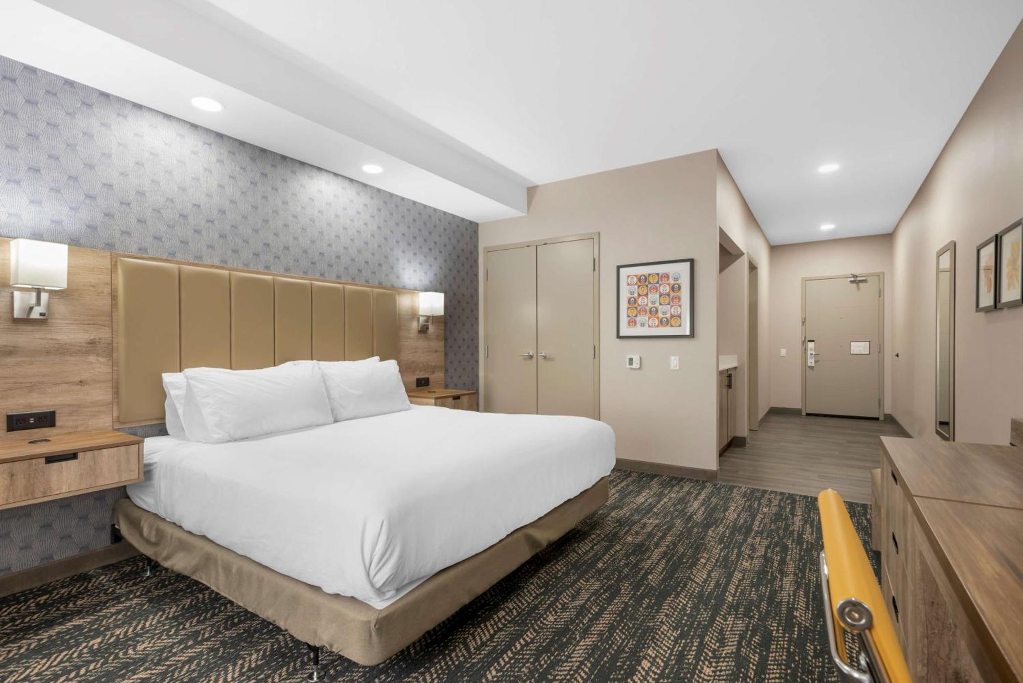 เบสต์ เวสเทิร์น พรีเมียร์ เอ็กเซกคิวทีฟ Hotel เมดิซีนแฮท ภายนอก รูปภาพ